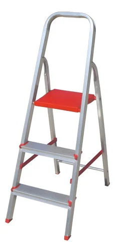 Escalera aluminio BTF domestica 3P